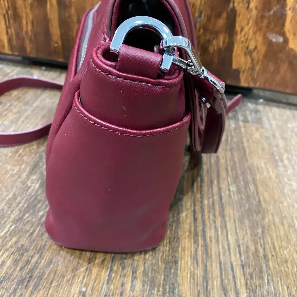 Damsel In Defense Concealed Carry Purse Cranberry Janie’s Gotta Crossbody Bag - Picture 13 of 16